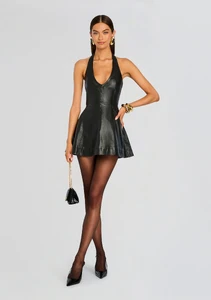 Ecommerce_Crop-25-08-14_StineLeatherDress_Black__0035_ECOMM.webp