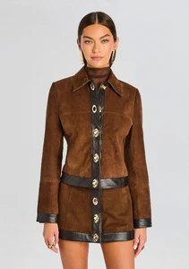 Ecommerce_Crop-25-09-16_NannaJacket_LisbethLeatherSkirt_Chocolate_Tobacco__0045_ECOMM.webp