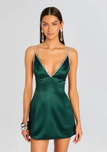 Ecommerce_Crop-25-10-08_Trinnie_Dress_Pine__1715_ECOMM.webp