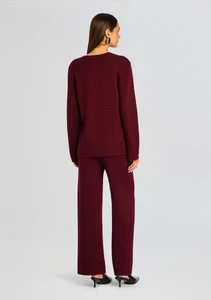 Ecommerce_Crop-25-10-08_Tundra_Sweate_Juna_Knit_Pant_Pinot__2948_ECOMM.webp