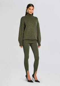 Ecommerce_Crop-25-11-04_BeatriceSweater_GroveGreen__0049_ECOMM.webp