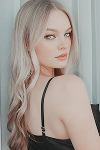 Lauren Alexander1.png