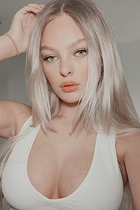 Lauren Alexander8.png