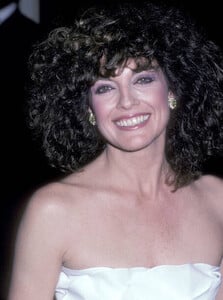 Linda Gray at the 38th Golden Globe Awards on January 31, 1981 at the Beverly Hilton Hotel in Beverly Hills, California+.jpg