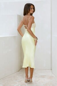 NSole - HMolly - Spellbinding Satin Midi Dress Yellow - Image 4_49A3567_1761037585.jpg