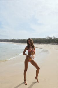 NSole - HMolly - Sundrenched Petals Swim Top Hibiscus Haze - Image 5_251103_HM1413_jpg_1765162400.jpg