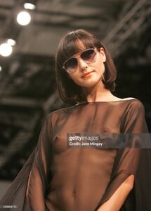 RosaliaMuravieva_20060918_BendeLisi_SS2007_London_1_gettyimages-120961775-2048x2048.jpg