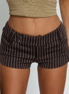 SG - PrPolly - Minette Micro Shorts Brown Pinstripe-8 - 5-Model-Shelby-Us2.jpg
