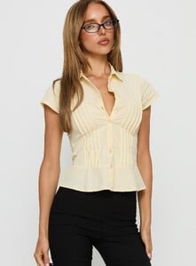 SG - PrPolly - Wilmot Blouse Buttermilk Poplin-8 - 1-Model-Shelby-Us2.jpg