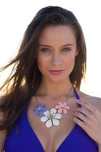 Shannon Hughes[13].jpg