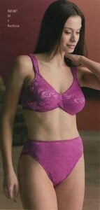 Shannon Hughes[52].jpg