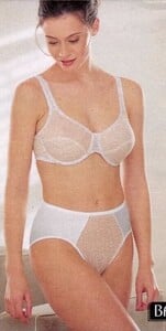 Shannon Hughes[58].jpg