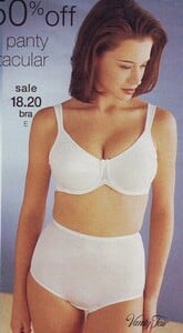 Shannon Hughes[60].jpg