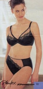 Shannon Hughes[84].jpg