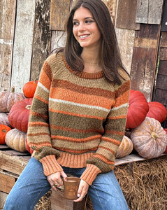 wooden-ships-knits__inez-striped-raglan-cr-ch__georgia-peach-stripe-2.webp