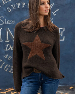 wooden-ships-knits__star-raglan-cr-ch__brown-brick-chestnut-6.webp