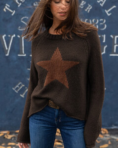 wooden-ships-knits__star-raglan-cr-ch__brown-brick-chestnut-7.webp