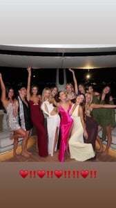 [2026.01.02] nina_3801272482561693624.jpg