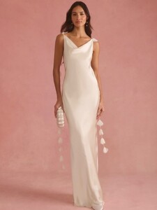 @fewmoda holiday campaign🪐 (4).jpg