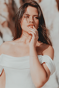 Christina Podolyan4.png