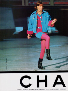 Christy_Chanel1991-AW-03.jpg