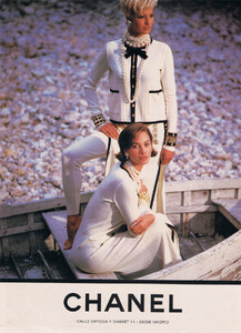 Christy_Chanel1991-AW-06.jpg