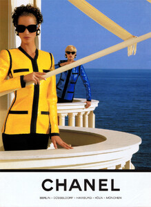 Christy_Chanel~1991-SS-03.jpg