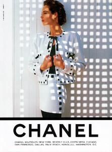 Christy_Chanel~1991-SS-11.jpg