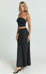 EVenz - Showpo - Amari_Maxi_Skirt_-_High_Waisted_Bias_Cut_Skirt_in_Black_Polka_Dot_7.jpg