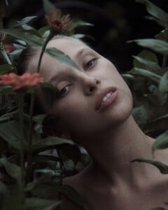 LauraOg - ModManPort - 1713166961.jpg