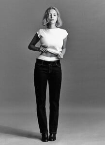 LauraOg - ModManPort - 1724397367.jpg