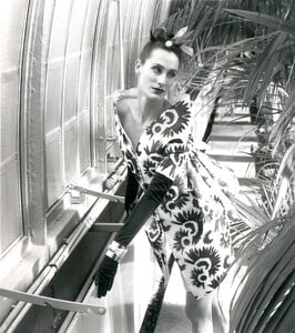 Lecoanet-Hemant-Haute-Couture-Spring-Summer-1988-Photo-Jean- (1).jpg