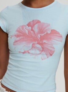 OPhillips - PrPolly - Owenz Hibiscus Baby Tee Blue-13 - 5-Model-Olivia-Us2.jpg