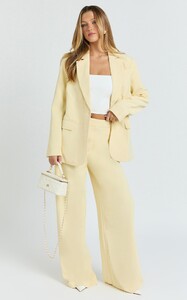 YasminC - Showpo - Selena_Blazer_-_Boxy_Single_Breasted_Blazer_in_Lemon_2.jpg
