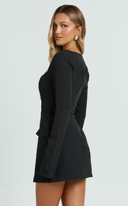 YasminC - Showpo - Zita_Mini_Dress_-_Long_Sleeve_Tailored_Tulip_Dress_in_Black_9.jpg