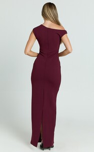 EVenz - Showpo - Genie_Maxi_Dress_-_Off_The_Shoulder_Dress_in_Wine_008.jpg