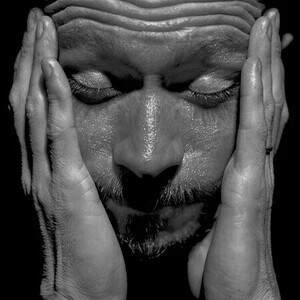 Gary Oldman by Gavin Evans 1998 (15).jpg