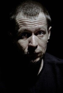 Gary Oldman by Gavin Evans 1998 (18).jpg