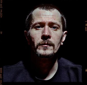 Gary Oldman by Gavin Evans 1998 (27).jpg