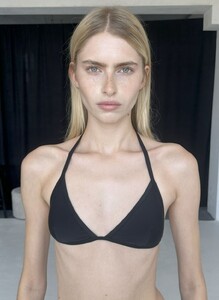 Olga Holinka (4).jpg