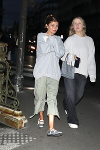 olivia-jade-debuts-casual-cool-in-paris-night-out-1.jpg