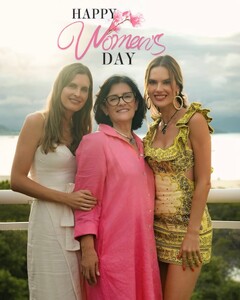 [2026.03.08] alessandraambrosio_3848583444619734312.jpg