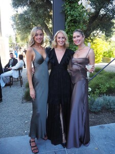 [2026.03.08] elizabethcturner_3848468115412184461.jpg