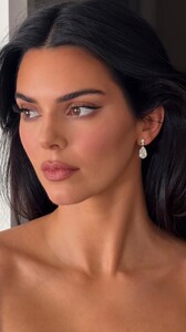 [2026.03.17] kendalljenner's2026-3-17-17.16.510 story.jpg