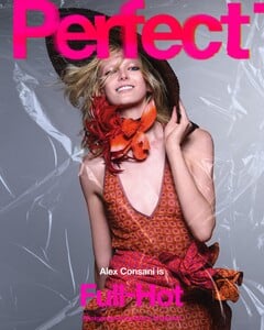 Alex Consani-Perfect-Inglaterra.jpg