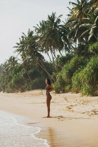 Biquíni Alawwa V1 (Preto & Branco) 1742315118_ae804.jpg