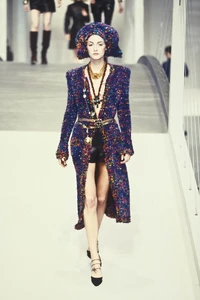 Chanel 1997 Women RTW 144.webp