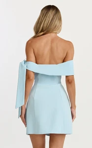 EVenz - Showpo - 5.3.26_-_Hayley_x_EM_x_Amber19899.webp