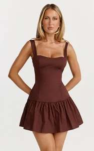 EVenz - Showpo - 5.3.26_-_Hayley_x_EM_x_Amber20803.webp