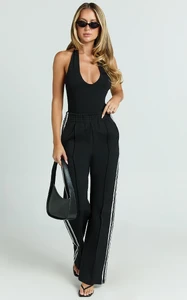 EVenz - Showpo - Aleona_Pants_-_Mid_Rise_Relaxed_Straight_Pants_in_Black_0001.webp